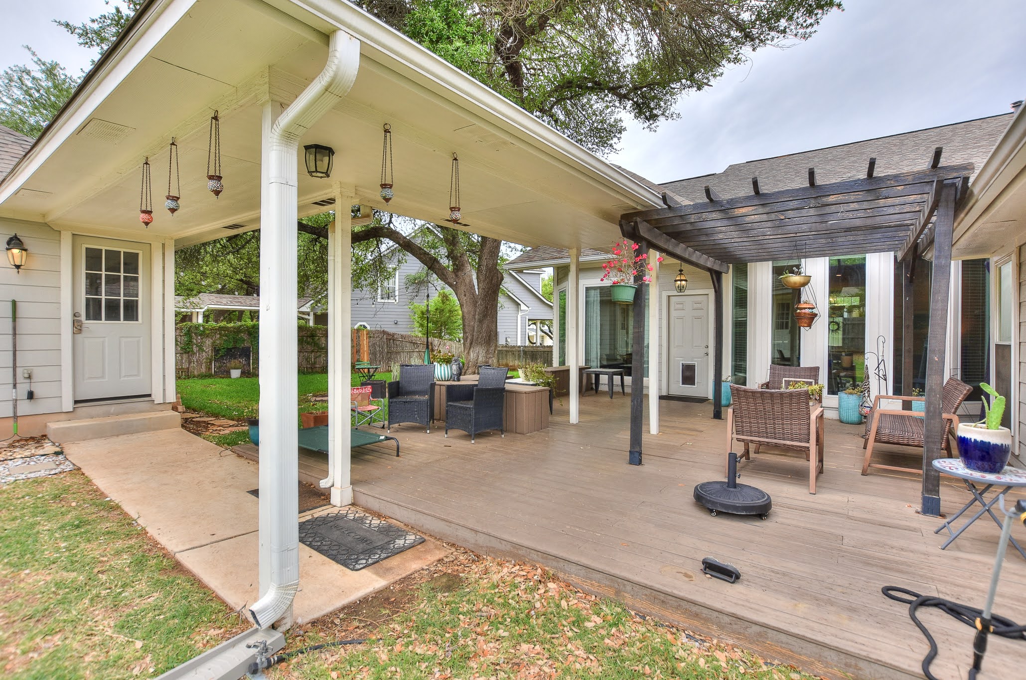 111 Green Grove Georgetown, TX 78633 - Photo 36 of 40 View of patio / terrace featuring outdoor furniture