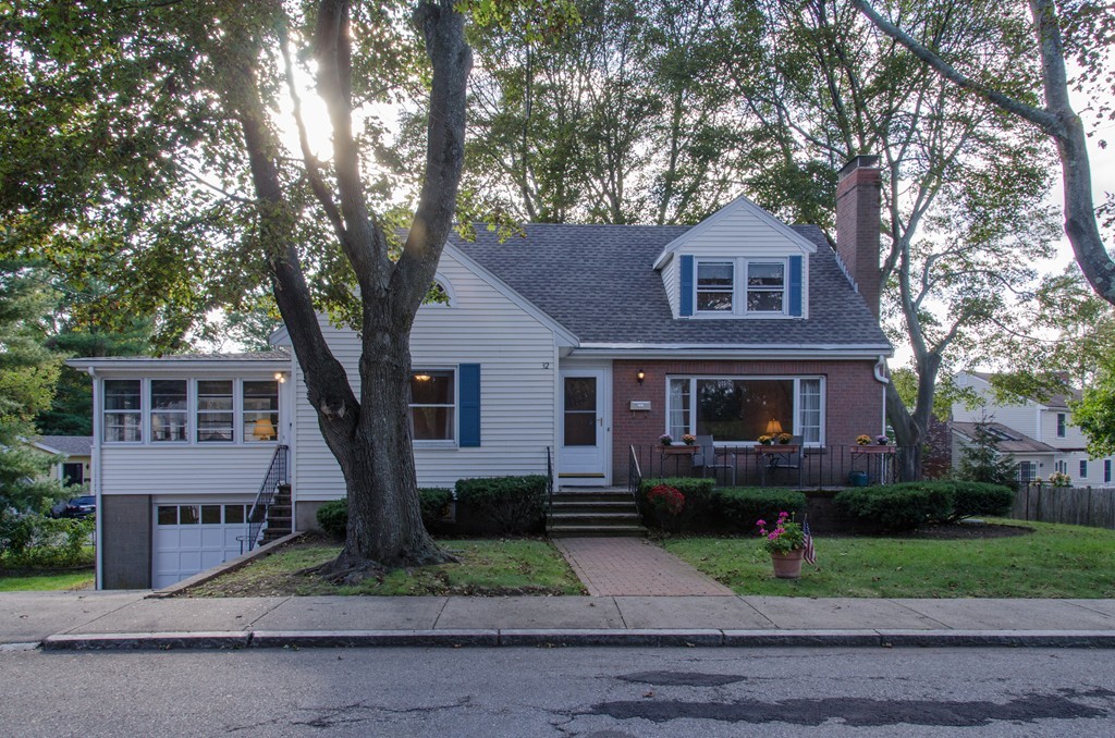 32 Greenway Road Salem, MA 01970 - Photo 1 of 29 Gallery Image 1
