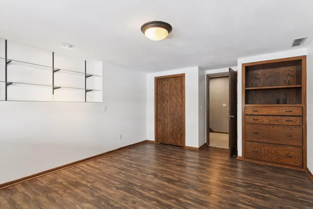 $450,000 | 1521 Crest Drive, Chaska, MN 55318