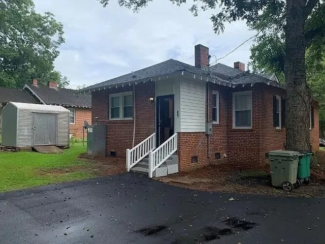 $175,000 | 1006 Circle Street, Edgefield, SC 29824