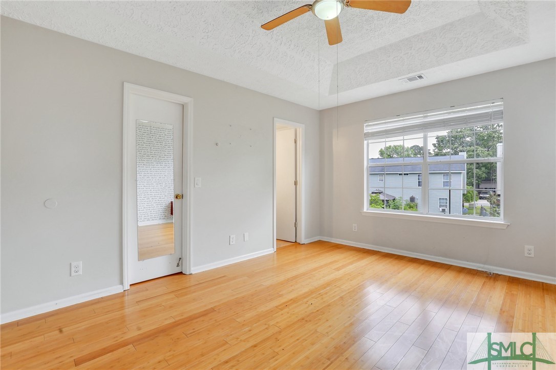 208 Stonebridge Drive Savannah, GA 31410 - Photo 26 of 40 Owner's Suite