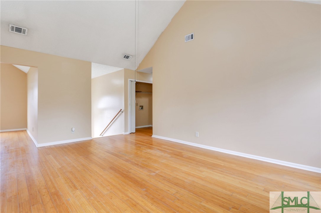 208 Stonebridge Drive Savannah, GA 31410 - Photo 8 of 40 Great room