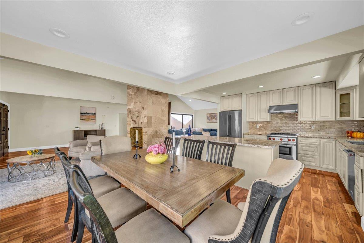 14075 Mountain Quail Road Salinas, CA 93908 - Photo 11 of 26 Gallery Image 11