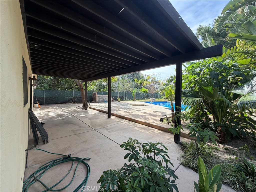 2489 Burt Street Upland, CA 91784 - Photo 8 of 16