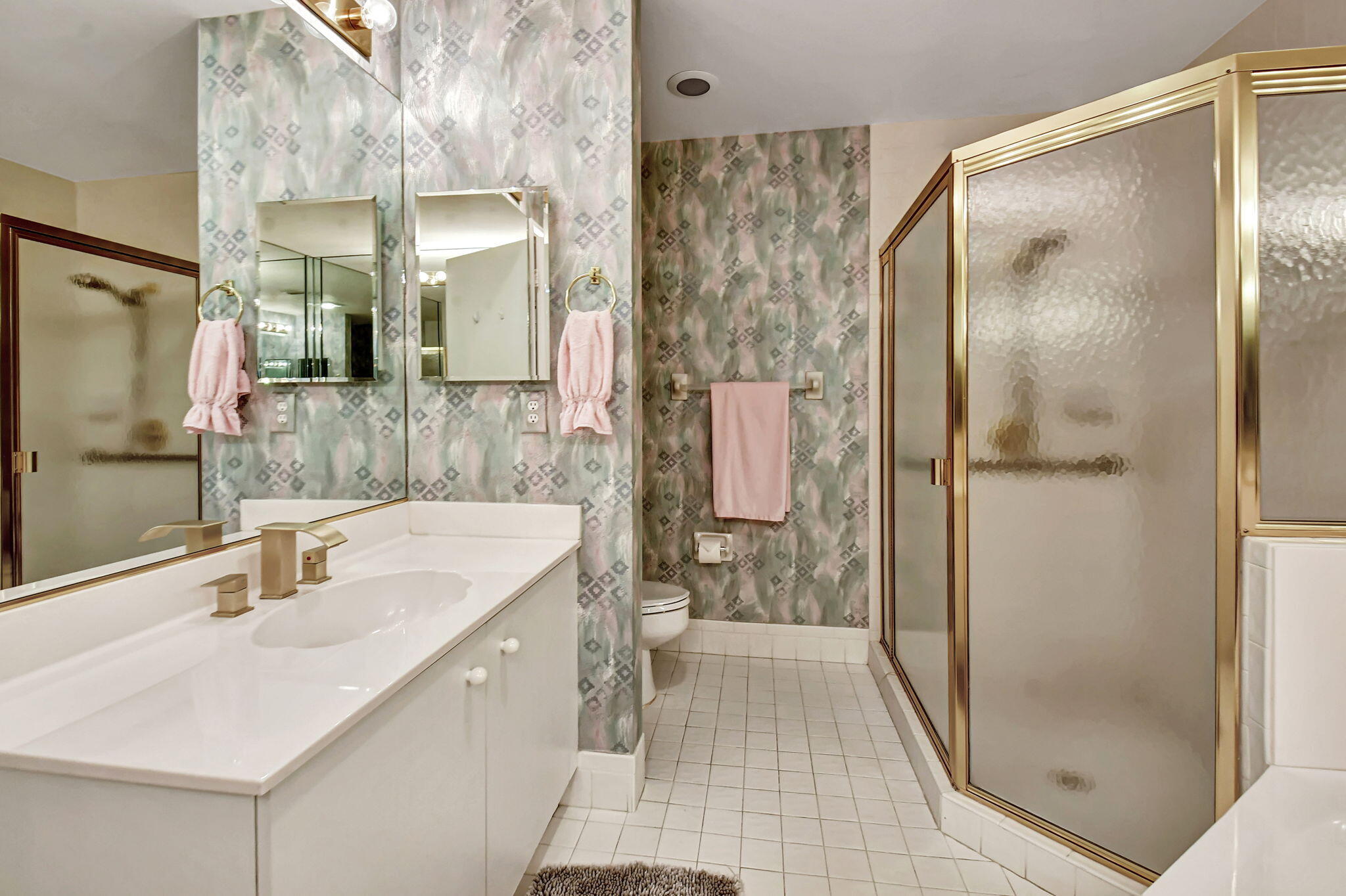 7921 Sandy Pointe Drive Delray Beach, FL 33446 - Photo 18 of 33 Primary Bath