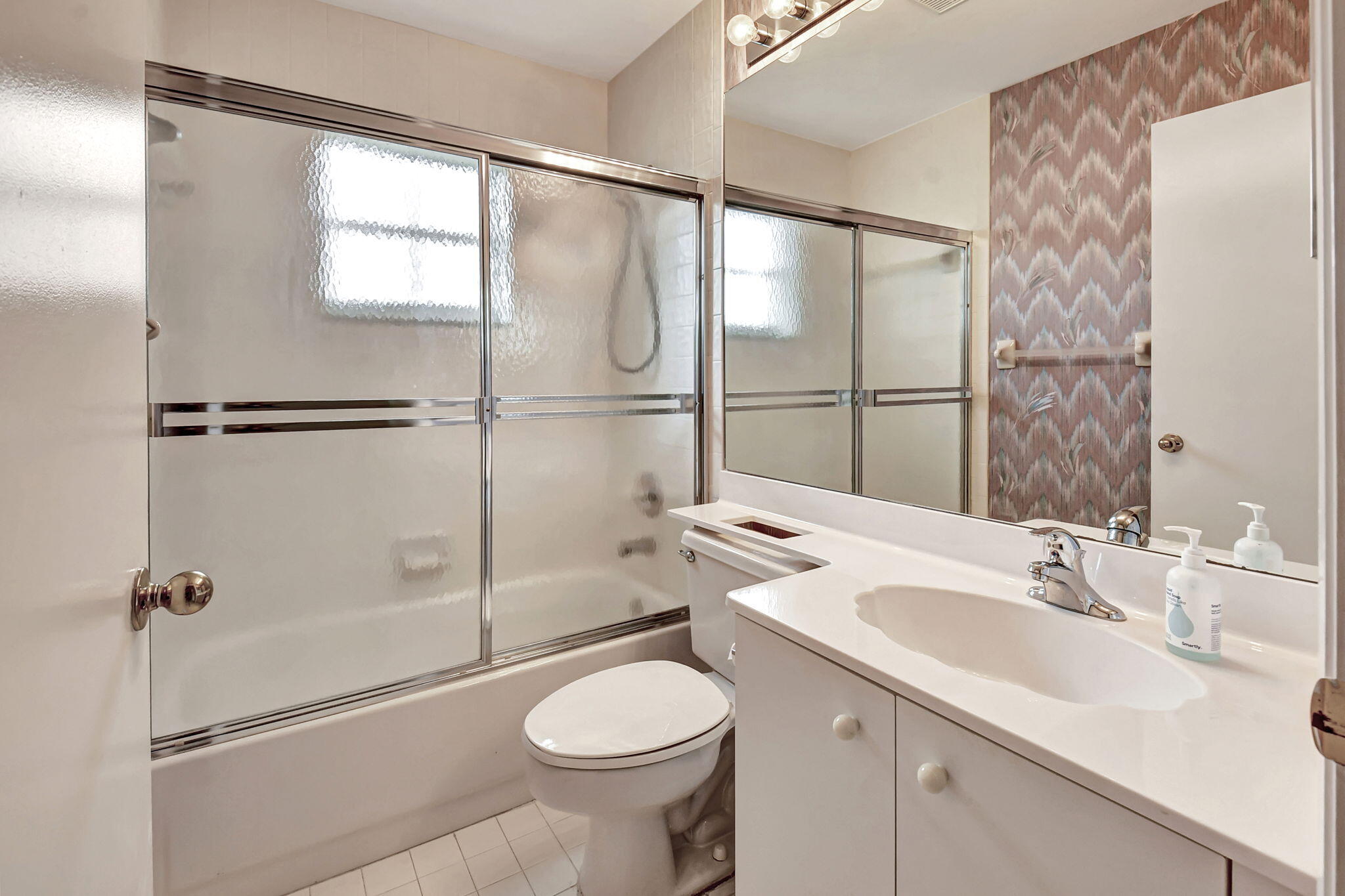 7921 Sandy Pointe Drive Delray Beach, FL 33446 - Photo 20 of 33 Second Bathroom