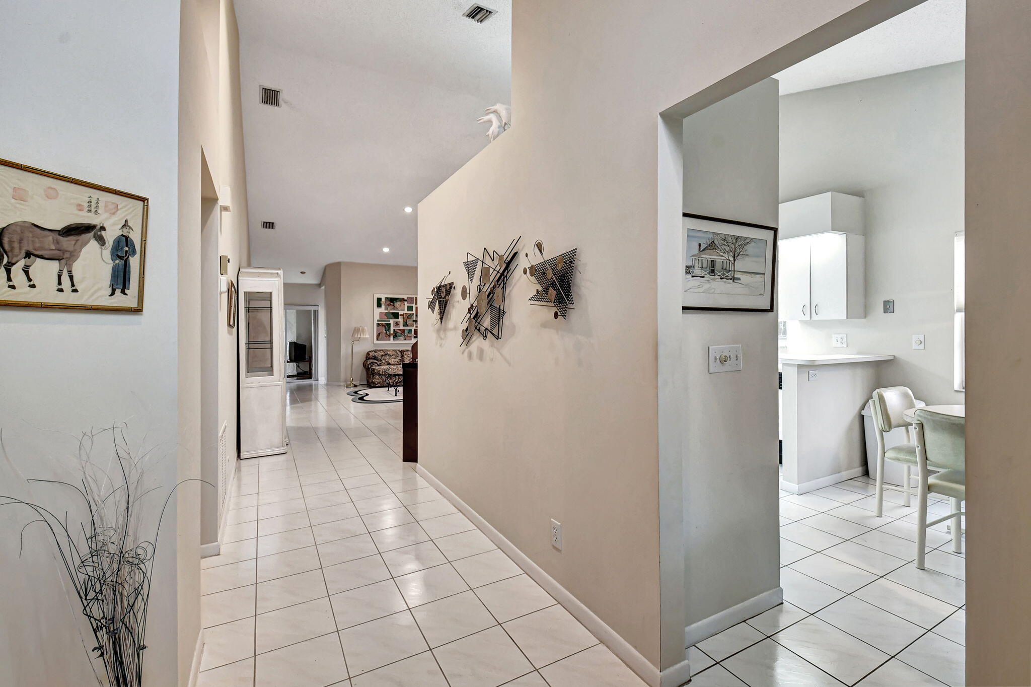 7921 Sandy Pointe Drive Delray Beach, FL 33446 - Photo 3 of 33 Entry way