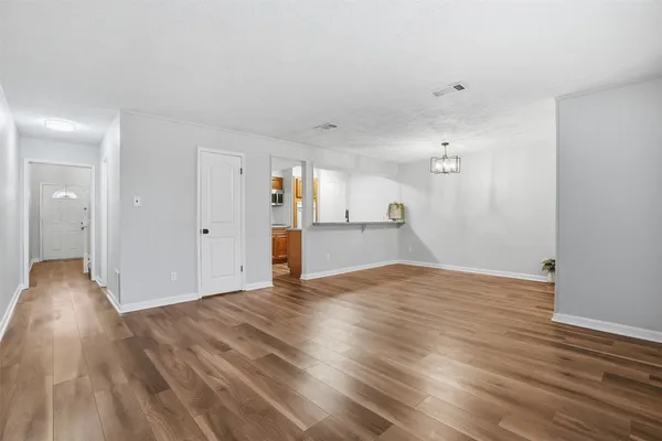 $180,000 | 11647 Sabo Road, Houston, TX 77089