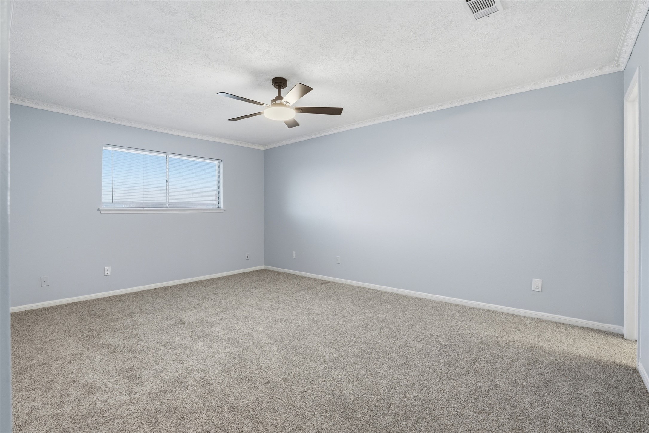 11647 Sabo Road Houston, TX 77089 - Photo 28 of 36 a view of an empty room with a window