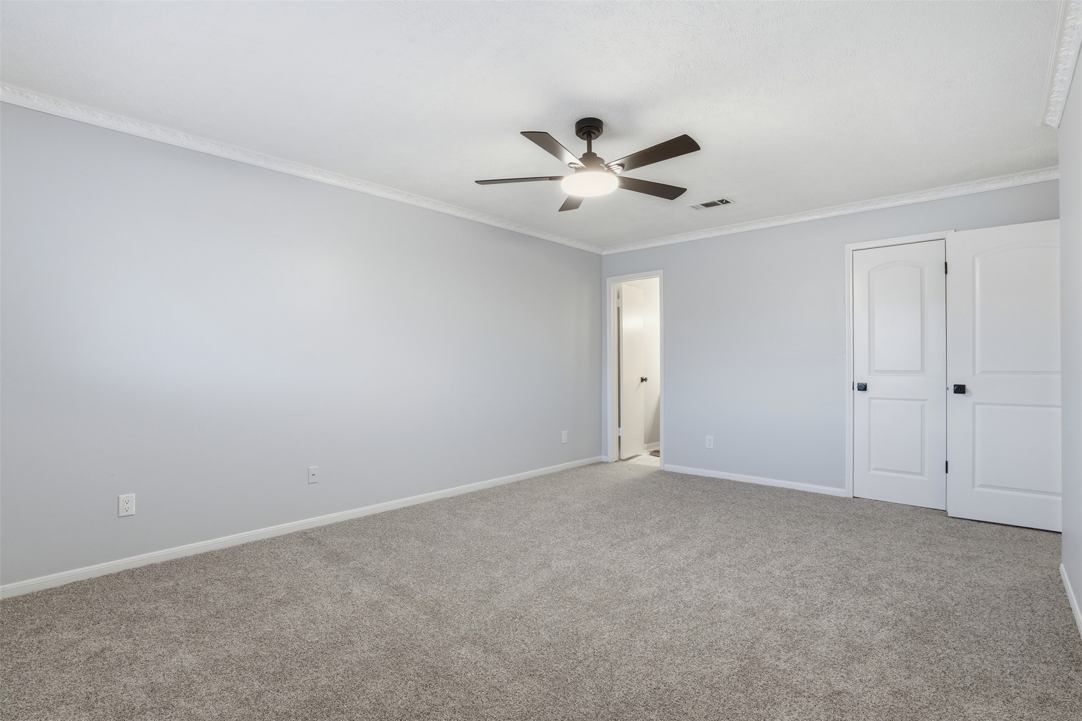 11647 Sabo Road Houston, TX 77089 - Photo 29 of 36 a view of an empty room