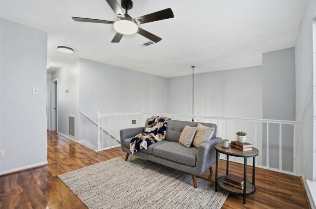 11647 Sabo Road Houston, TX 77089 - Photo 4 of 36 Gameroom Virtually Staged