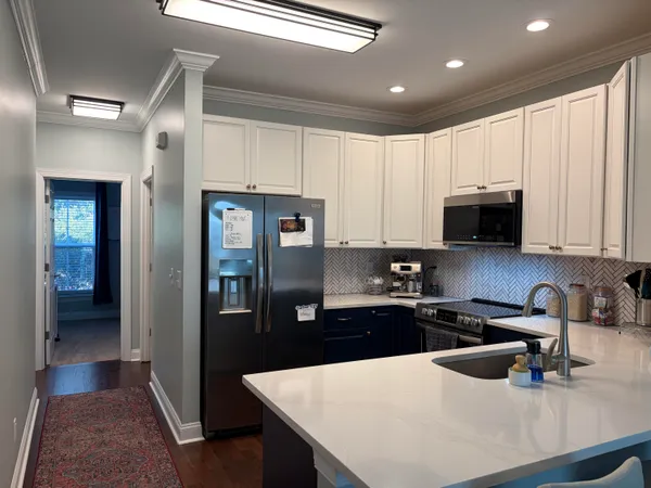 $2,595 | 1815 Dogwood Road, Unit 902, Charleston, SC 29414