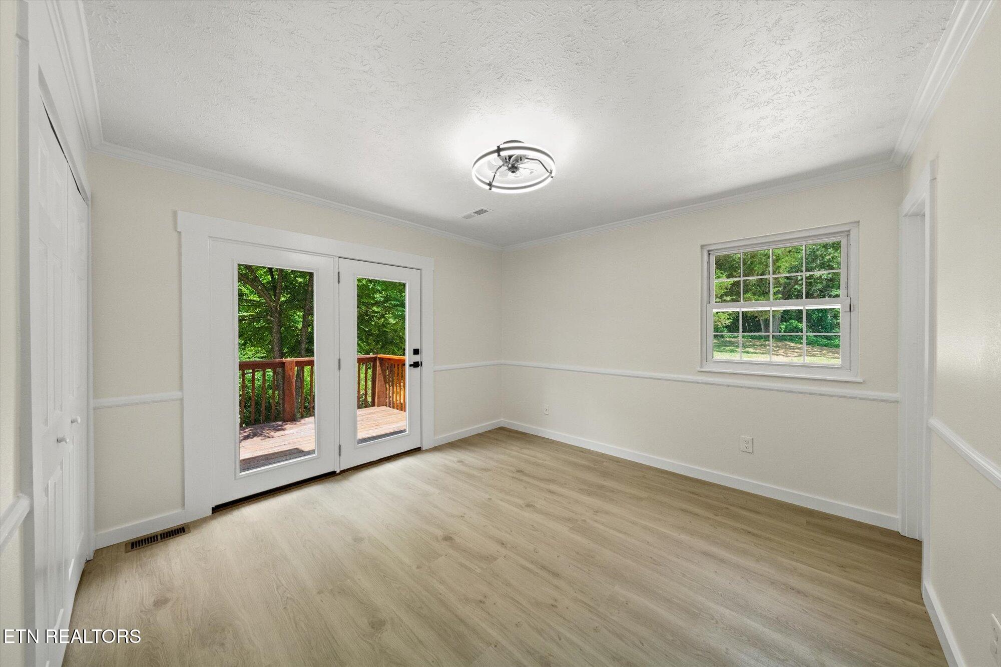 8534 Heiskell Road Powell, TN 37849 - Photo 16 of 44 20-8534-Heiskell-Rd-Powell-TN-20