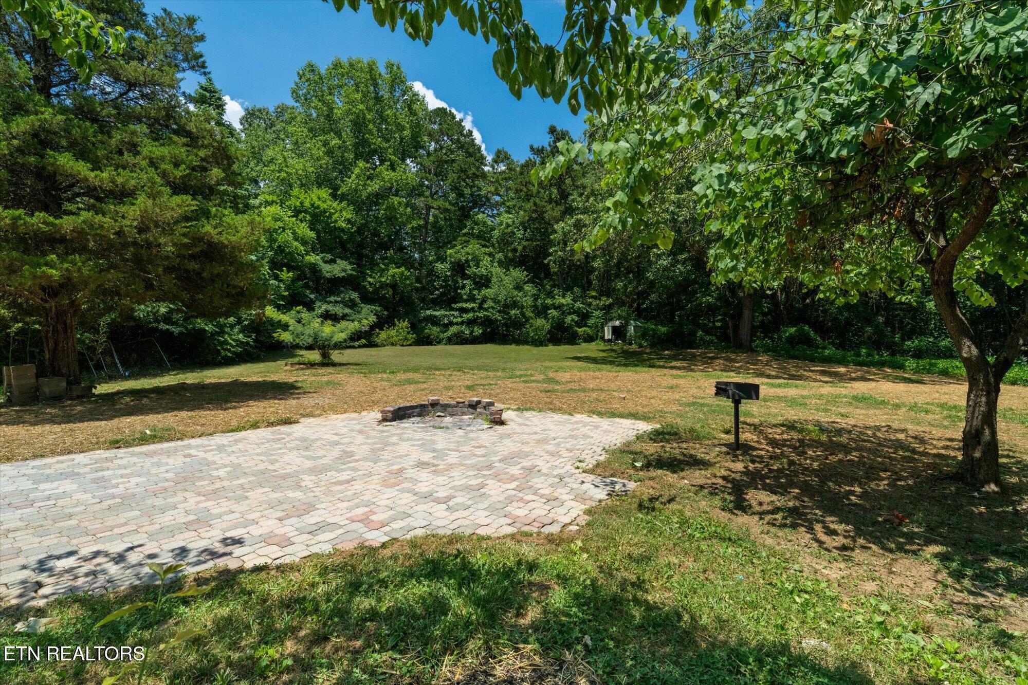 8534 Heiskell Road Powell, TN 37849 - Photo 34 of 44 33-8534-Heiskell-Rd-Powell-TN-33