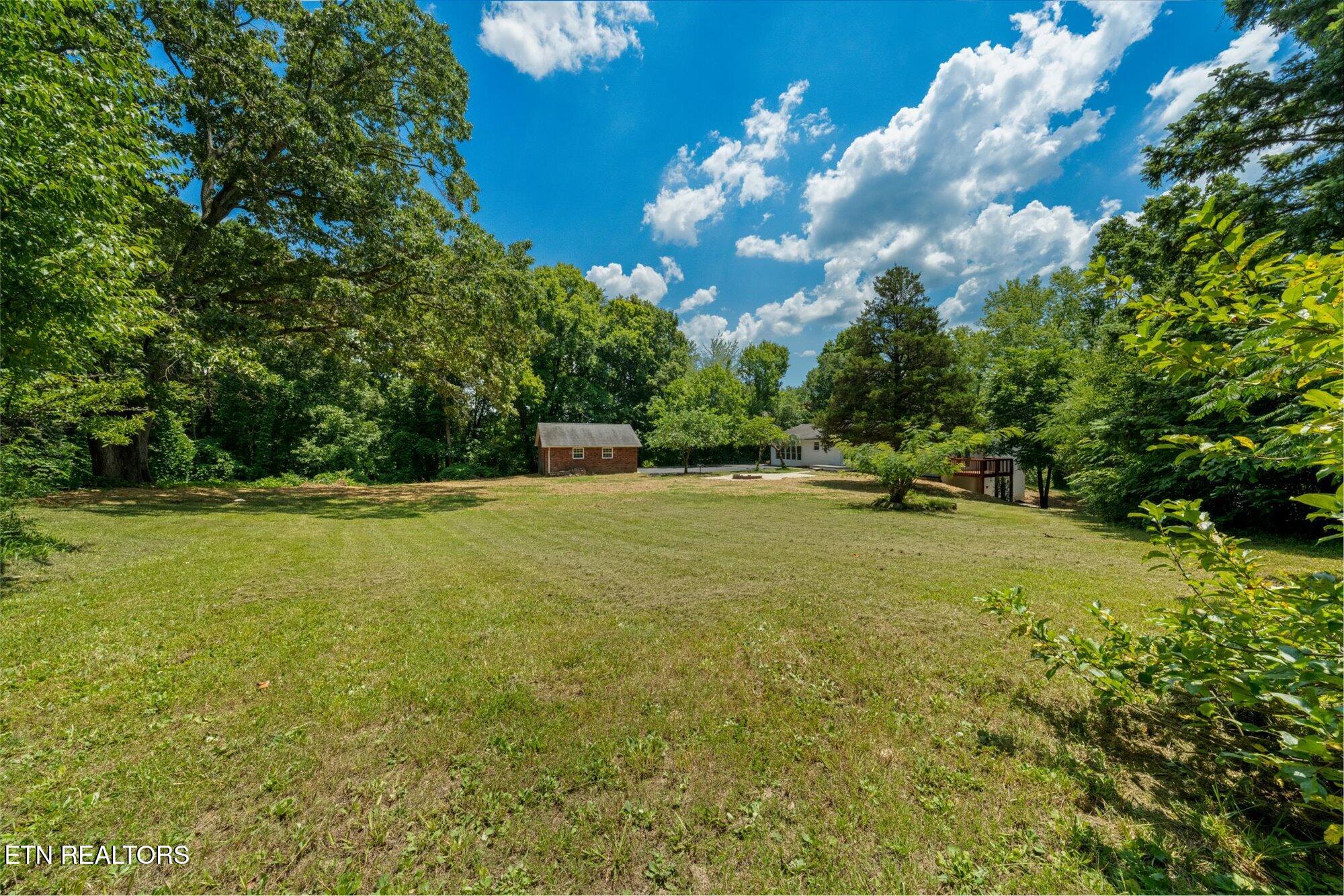 8534 Heiskell Road Powell, TN 37849 - Photo 36 of 44 34-8534-Heiskell-Rd-Powell-TN-34