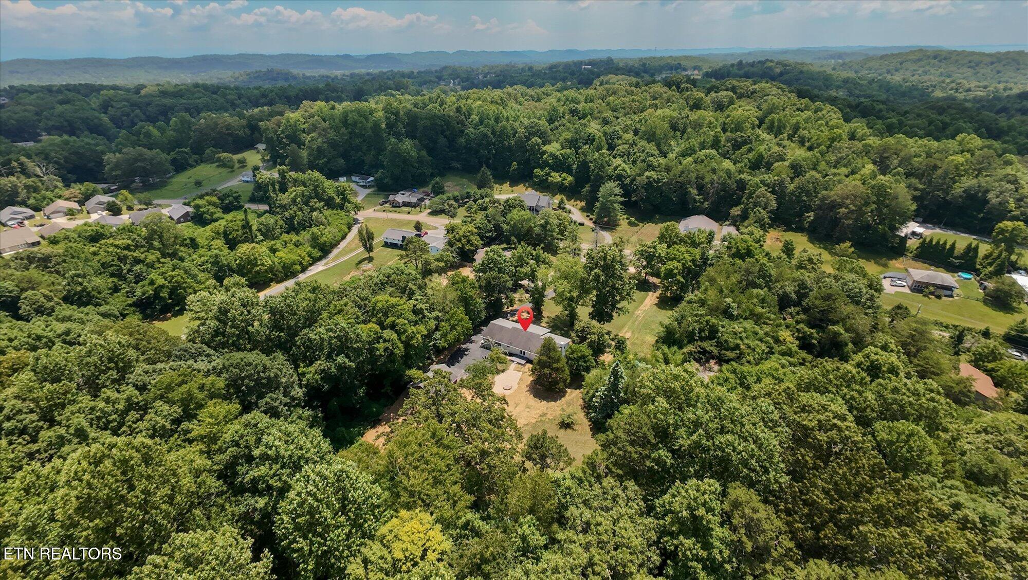 8534 Heiskell Road Powell, TN 37849 - Photo 40 of 44 39-8534-Heiskell-Rd-Powell-TN-39