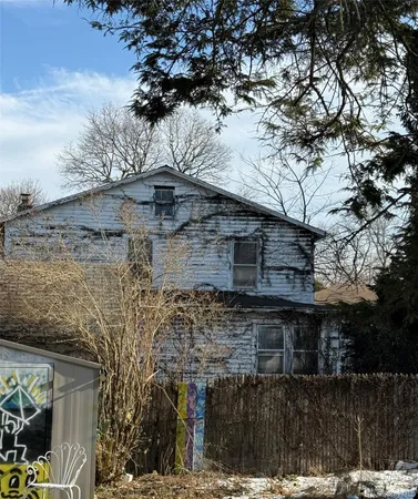a view of outdoor space yard and patio