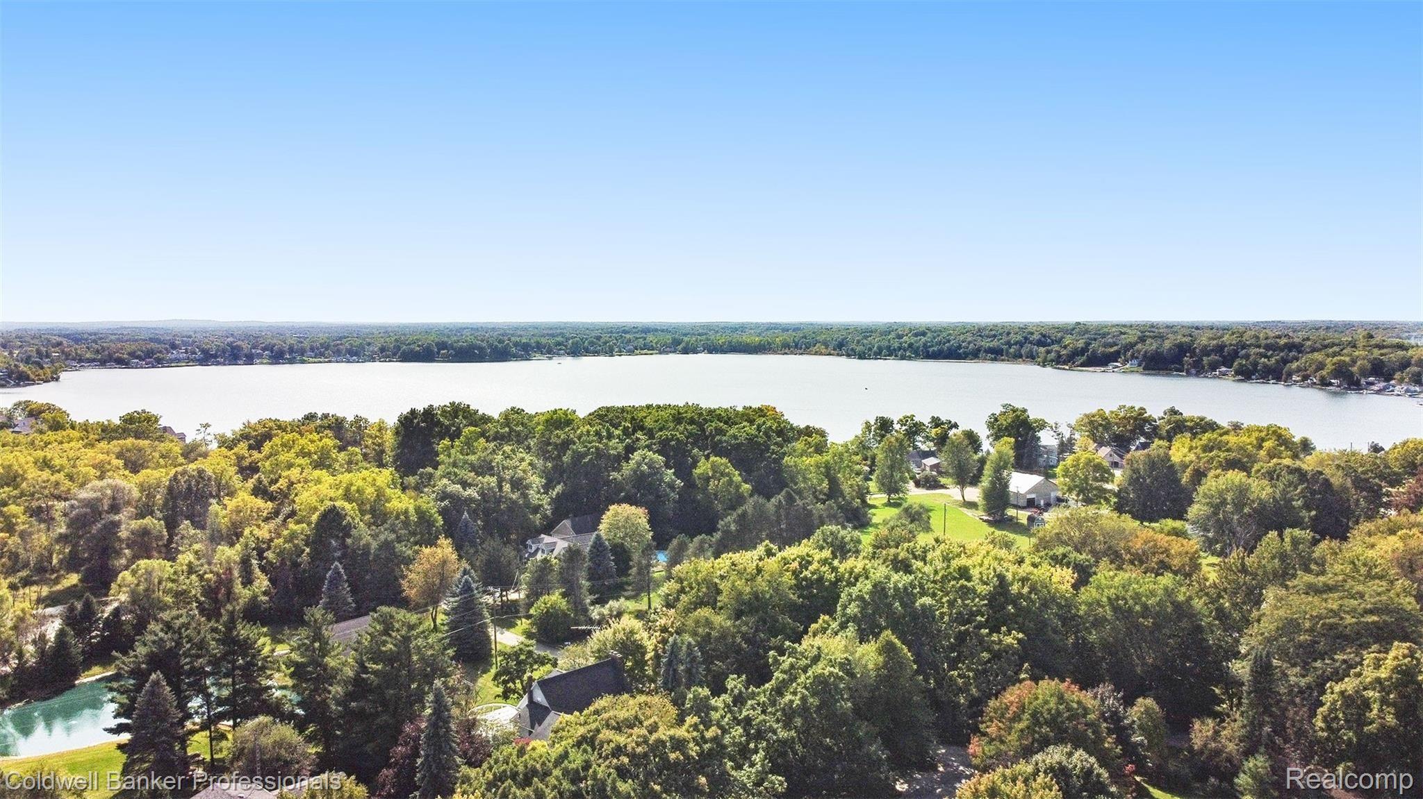 3576 Hunt Road Lapeer, MI 48446 - Photo 39 of 39 DJI_0202.jpg