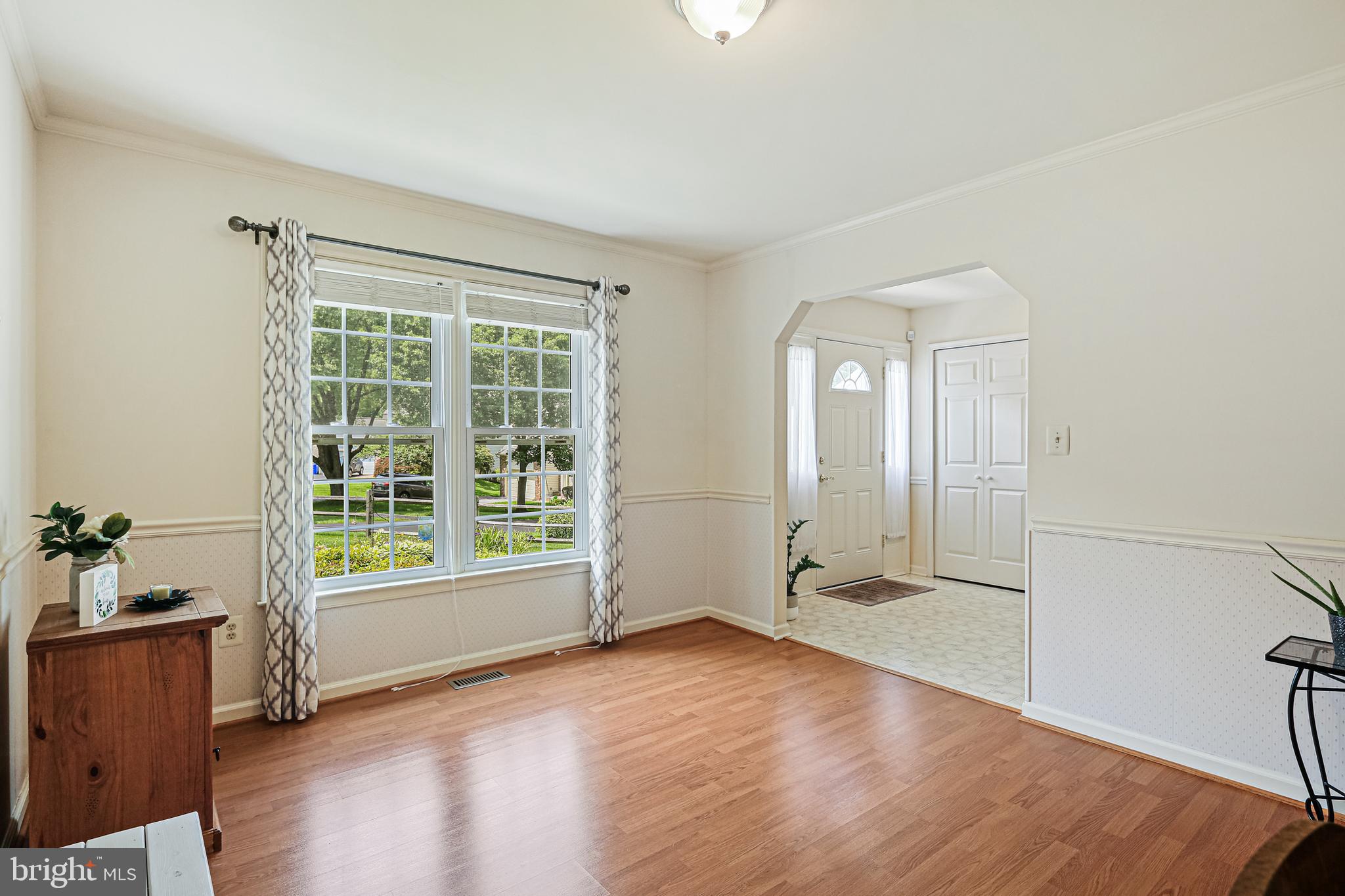 8262 Rippling Branch Road Laurel, MD 20723 - Photo 10 of 46 Dining room