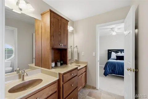 $625,000 | 444 Eagle Pointe Landing Drive, Eureka, MO 63025