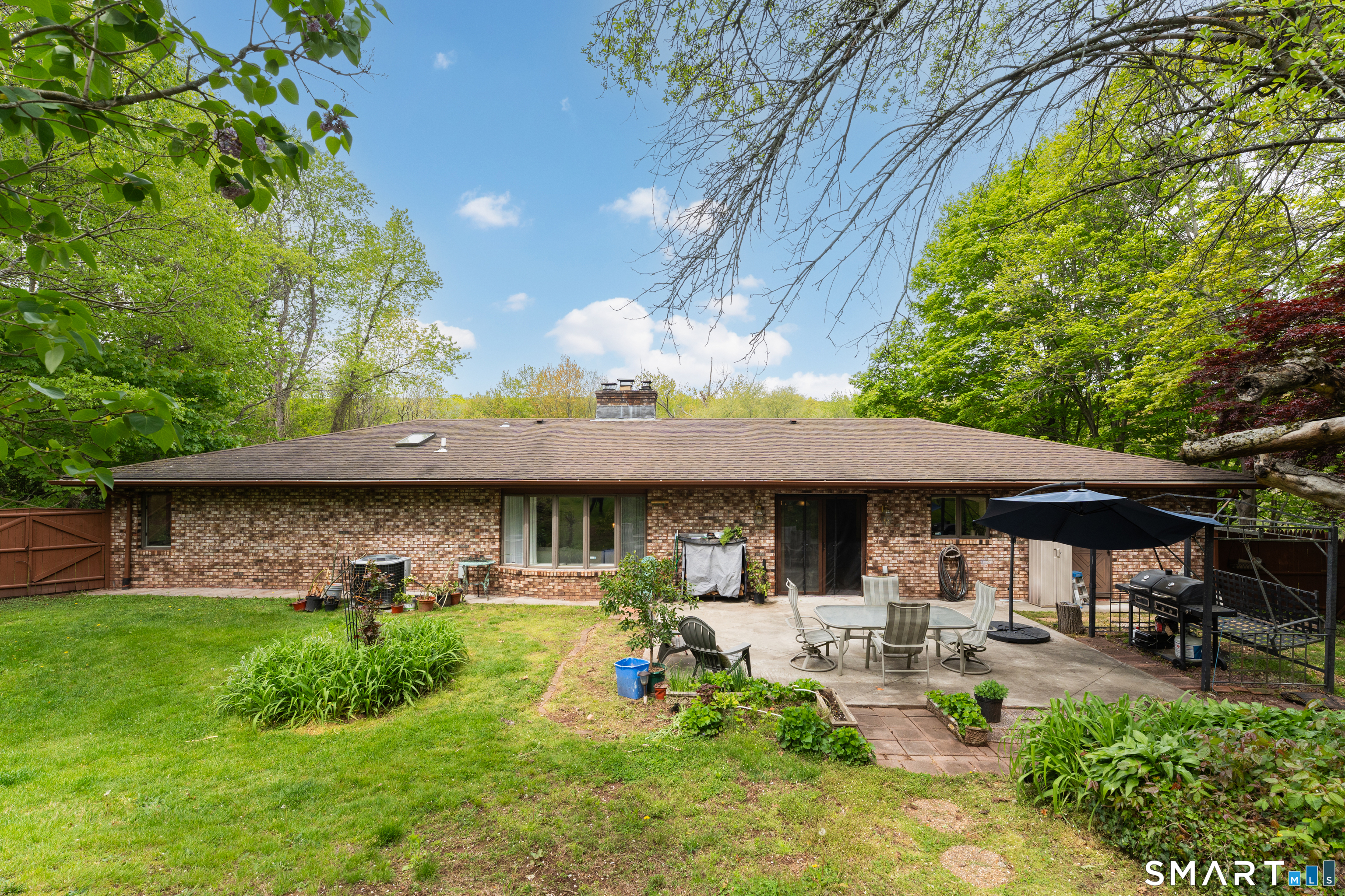 975 Main Street Hamden, CT 06514 - Photo 38 of 40
