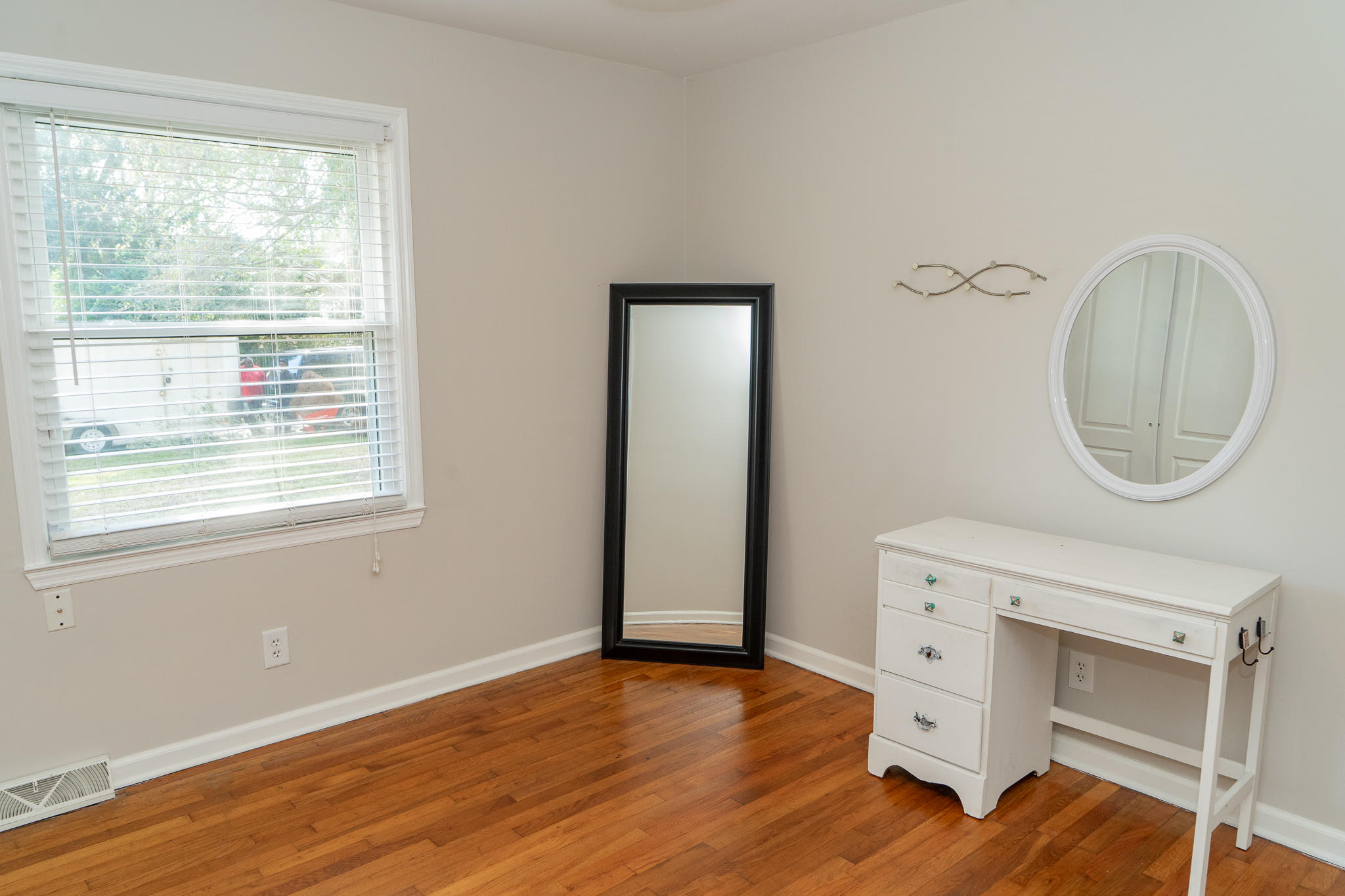 1150 Barrett Road Charleston, SC 29407 - Photo 9 of 17 1150BarrettRoad-37