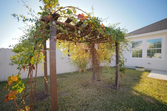 $2,985 | 2781 Julieanna Lane, Tallahassee, FL 32308