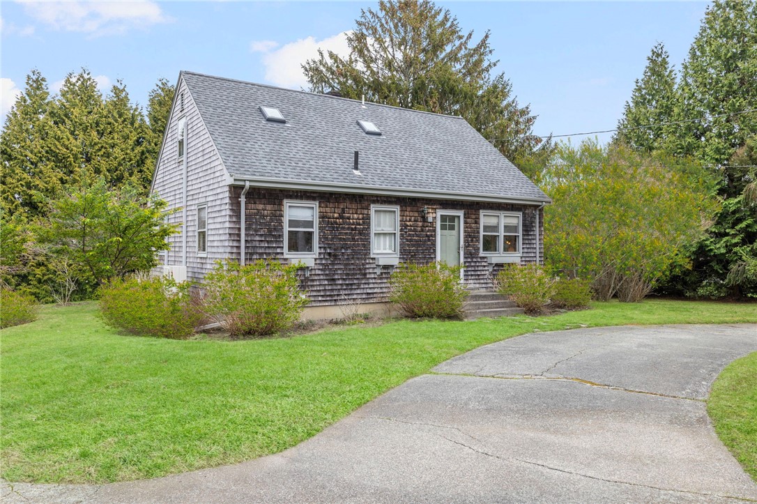 26 South Shore Road Little Compton, RI 02837 - Photo 1 of 17