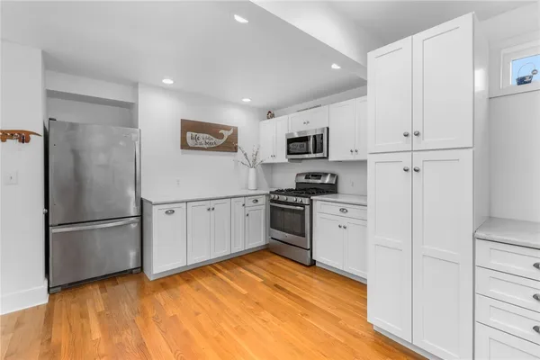 $875,000 | 26 South Shore Road, Little Compton, RI 02837