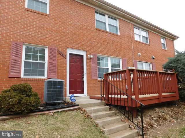 $299,900 | 9681 Hagel Circle, Unit 36/E, Lorton, VA 22079