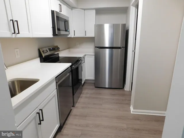 $299,900 | 9681 Hagel Circle, Unit 36/E, Lorton, VA 22079