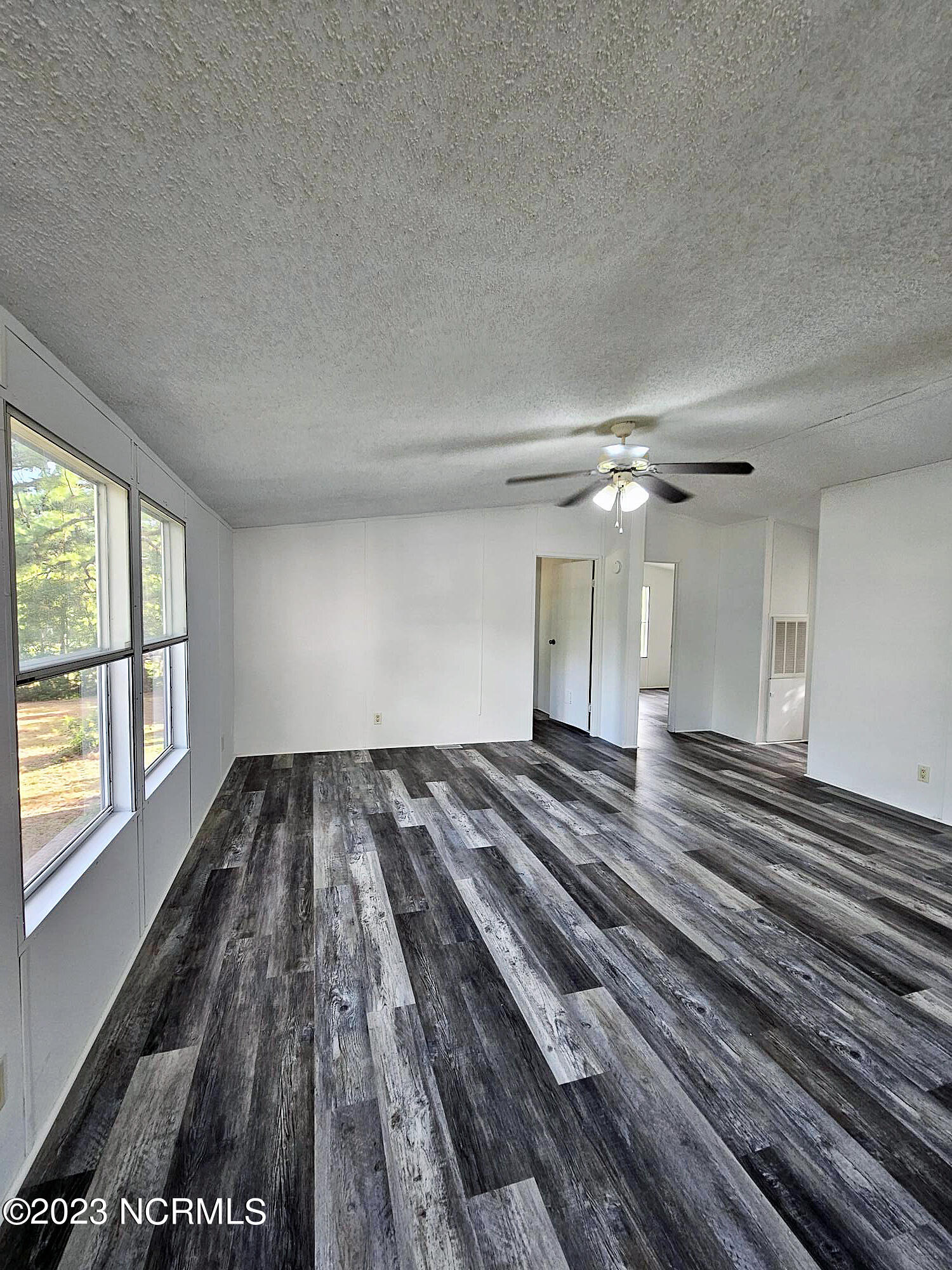 319 Holden Road Holly Ridge, NC 28445 - Photo 8 of 25 15