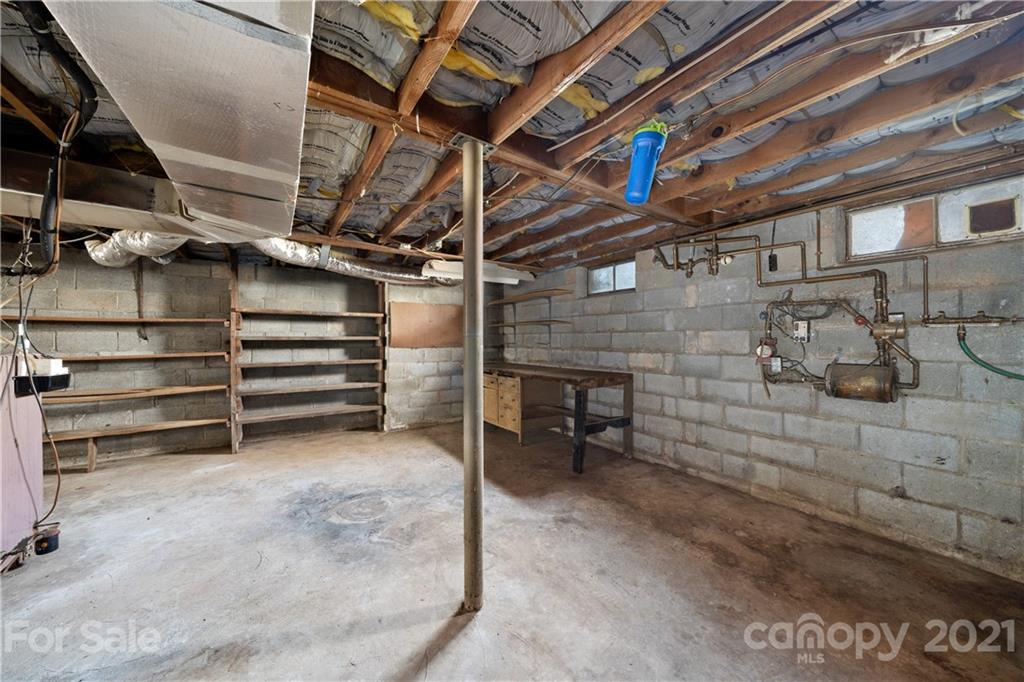 85 Walnut Ford Road Clyde, NC 28721 - Photo 23 of 24 a view of room with furniture