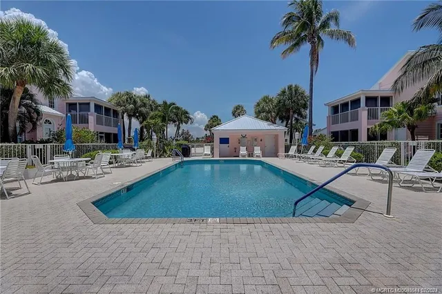 $5,500 | 411 Northeast Plantation Road, Unit 526, Stuart, FL 34996