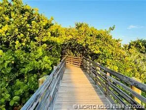 $5,500 | 411 Northeast Plantation Road, Unit 526, Stuart, FL 34996