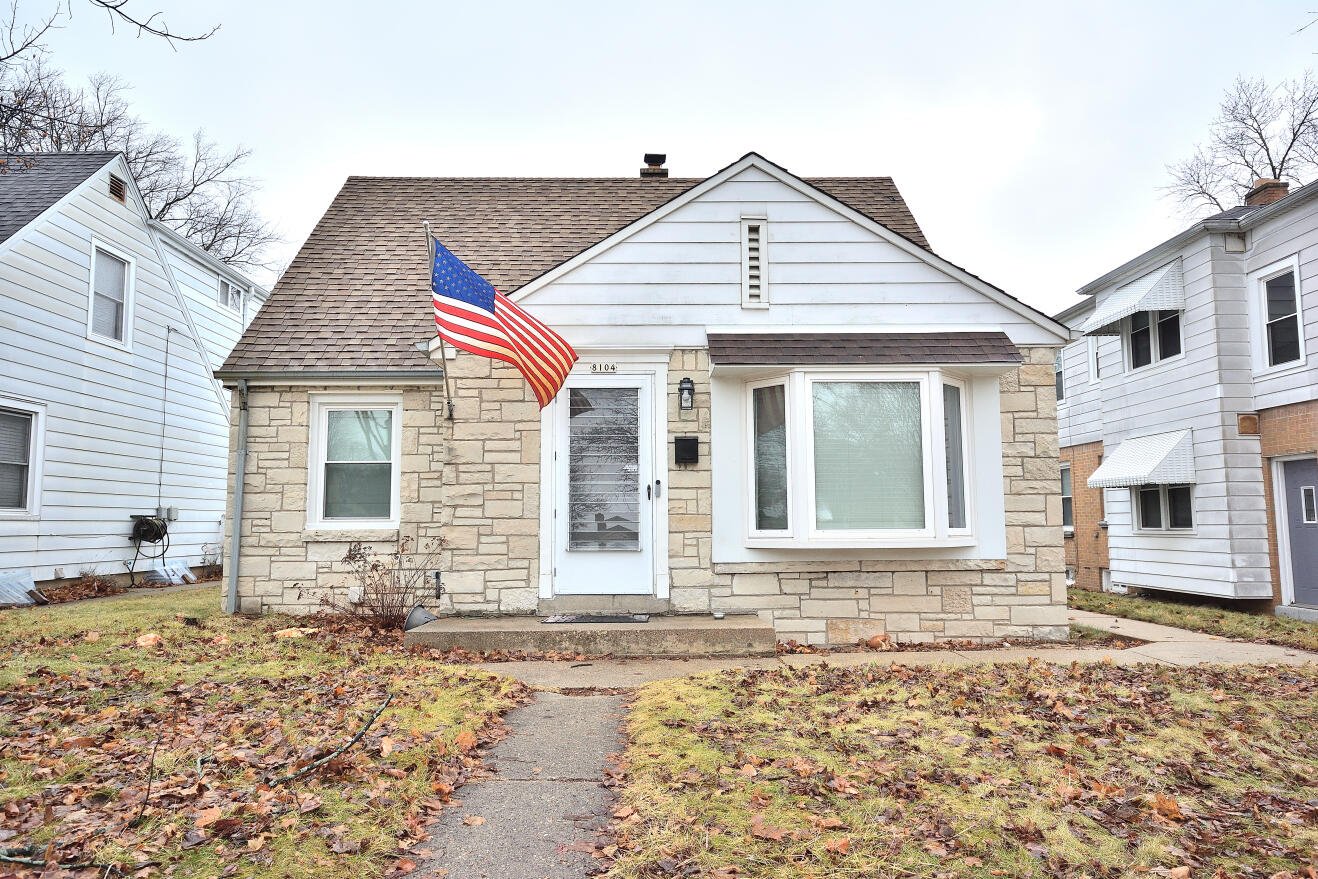 8104 West Center Street Milwaukee, WI 53222 - Photo 32 of 32 Front