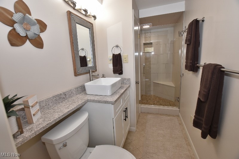 1251 Arrowhead Drive Southwest Dellroy, OH 44620 - Photo 21 of 50 One of two custom remodeled bathrooms. You will love them both!