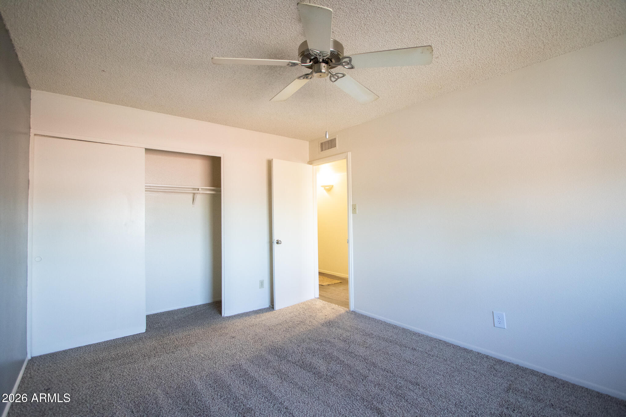 3941 West Wonderview Road Phoenix, AZ 85019 - Photo 12 of 20 IMG_6103