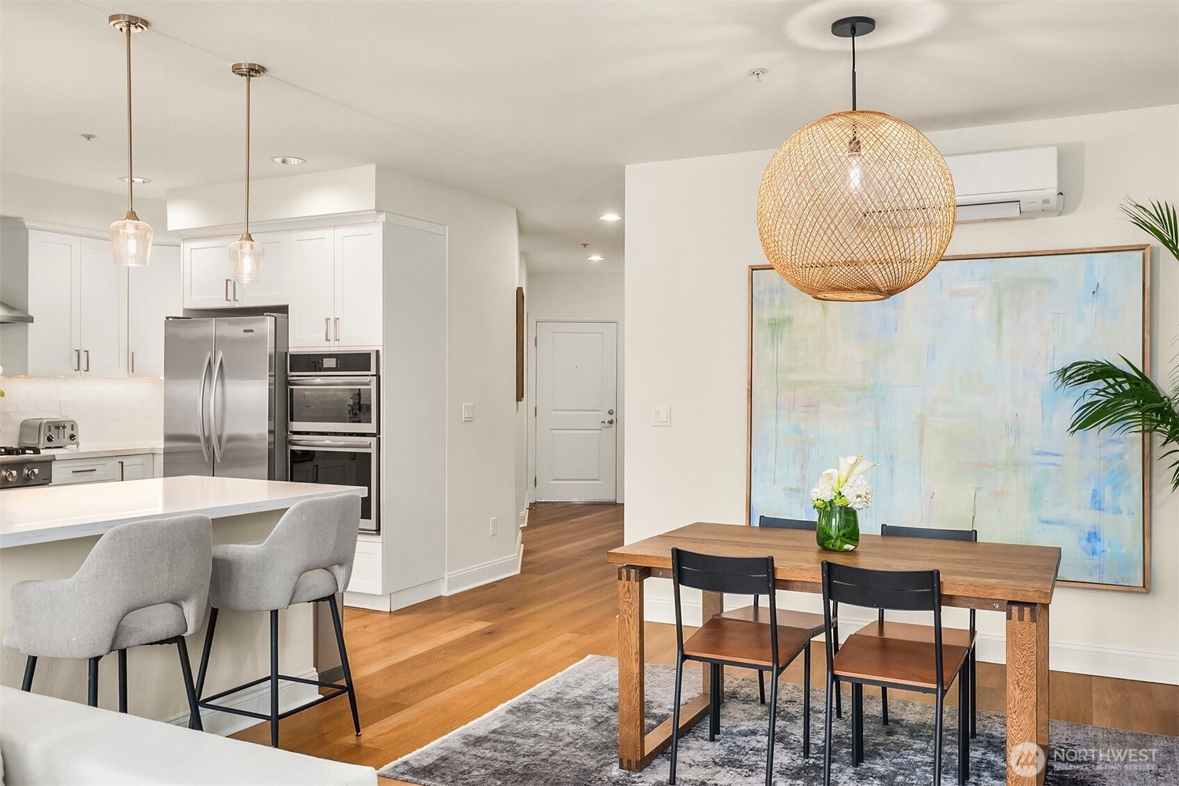 719 2nd Avenue West, Unit 202 Seattle, WA 98119 - Photo 11 of 37