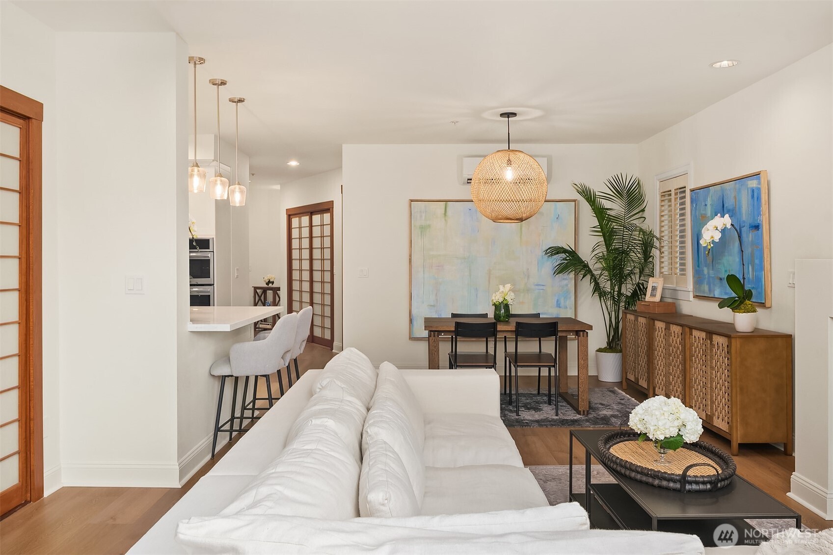 719 2nd Avenue West, Unit 202 Seattle, WA 98119 - Photo 19 of 37