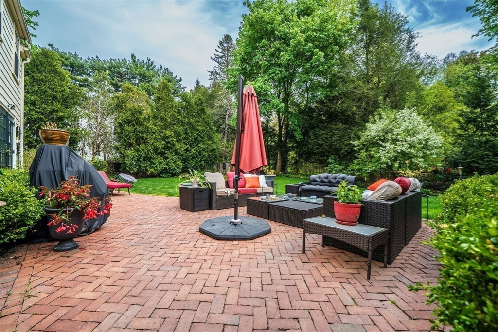 3 Viles Street Weston, MA 02493 - Photo 13 of 17