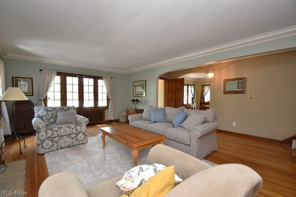 2607 Dysart Road Cleveland, OH 44118 - Photo 4 of 34 Gallery Image 4