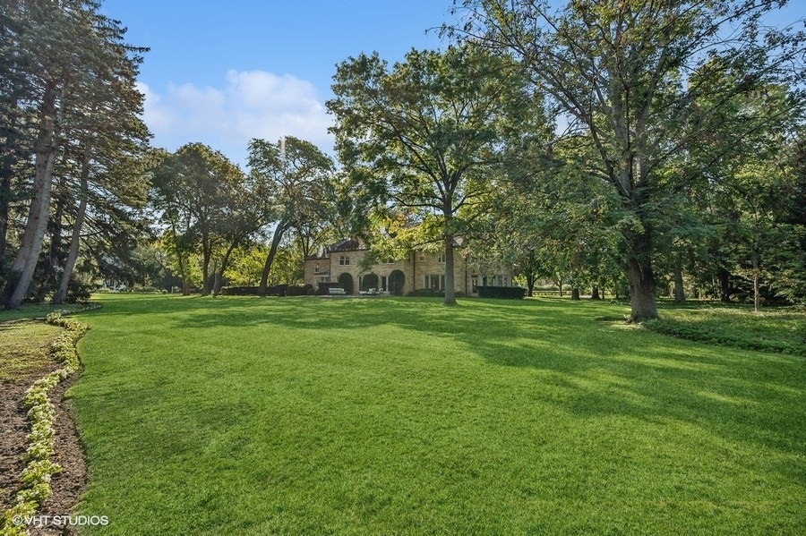 32 Woodley Road Winnetka, IL 60093 - Photo 46 of 56