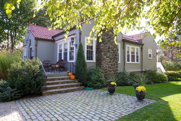 65 Atlantic Road Swampscott, MA 01907 - Photo 3 of 30 Gallery Image 3