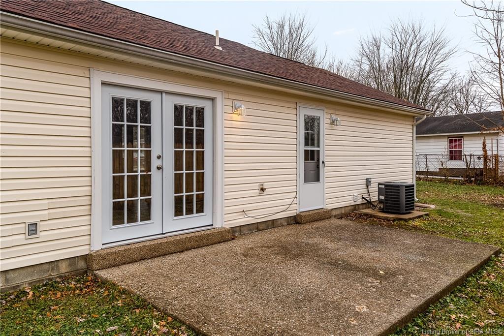 1090 North 3rd Street Austin, IN 47102 - Photo 23 of 24 Gallery Image 23