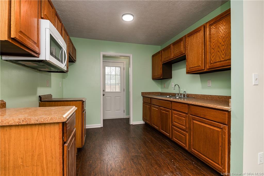 1090 North 3rd Street Austin, IN 47102 - Photo 8 of 24 Gallery Image 8