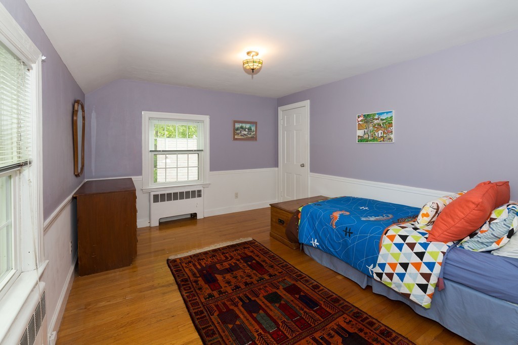 27 Palmer Road Newton, MA 02468 - Photo 8 of 12