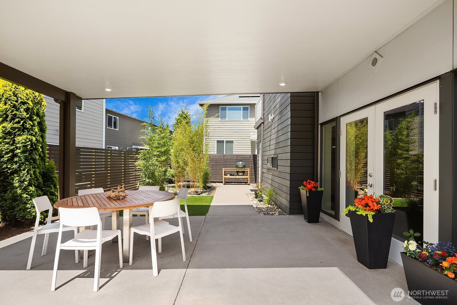 8622 Northeast 177th Place Bothell, WA 98011 - Photo 32 of 40