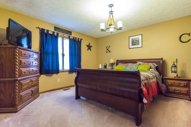 7860 West Elwren Road Bloomington, IN 47403 - Photo 14 of 31 Gallery Image 14