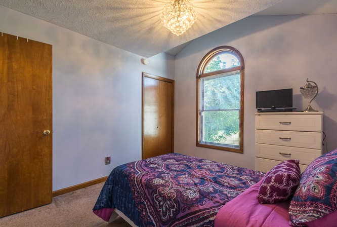 7860 West Elwren Road Bloomington, IN 47403 - Photo 20 of 31 Gallery Image 20